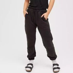 Aerie Offline Black Gray Throw Back Fleece Jogger Sweatpants